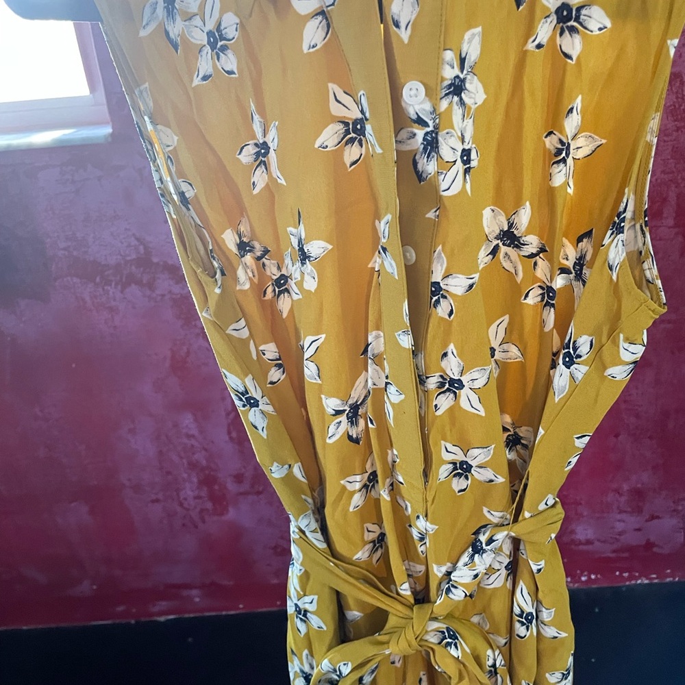 Ann Taylor Floral Wrap Dress - Picture 5 of 5